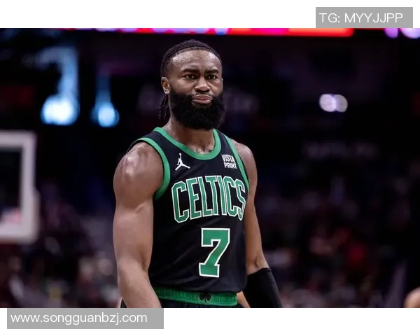 队记更新凯尔特人伤病报告:布朗出战成疑,怀特大概率出战